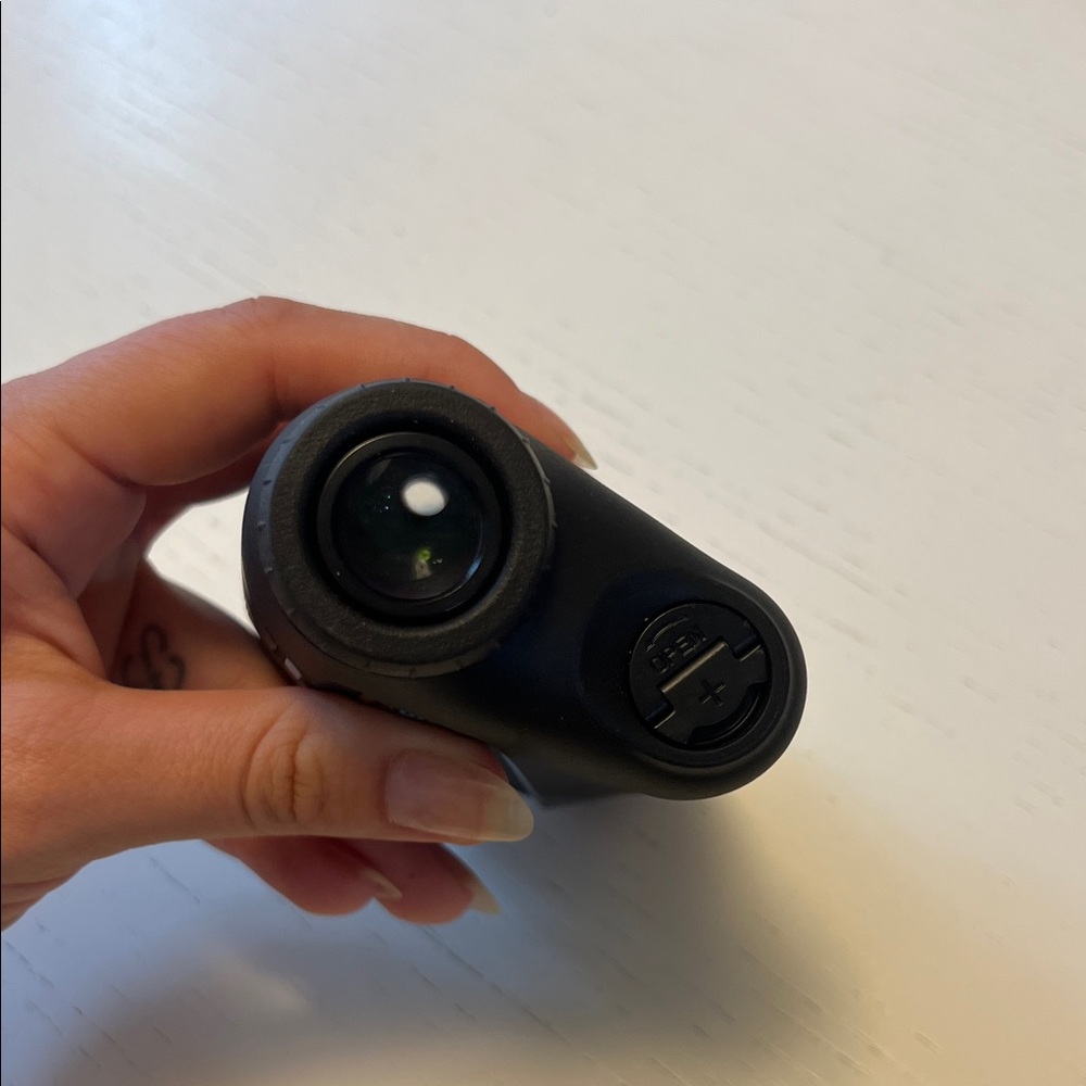 Bushnell Black and Blue Rangefinder - Picture 6 of 6